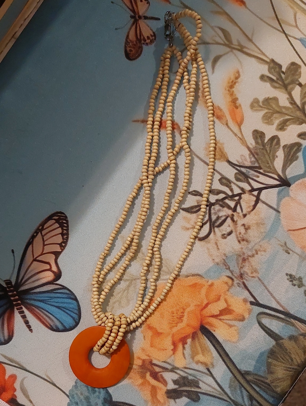 NWOT Wooden 3 Stand Necklace With Orange Ring